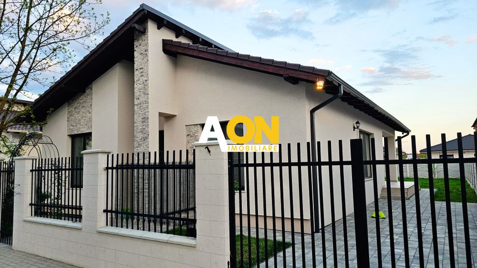 Casa 4 camere, 424 mp teren, partial mobilata, cartier Orizont - Poză 3