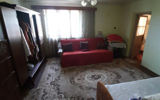 Casa 3 camere + dependinte (bucatarie de vara/magazie) + teren 1400 mp, Str.Zimbrului - Poză 3