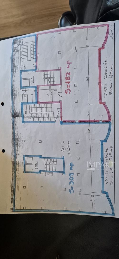 De închiriat spațiu comercial Piața Cipariu 500mp - Poză 2