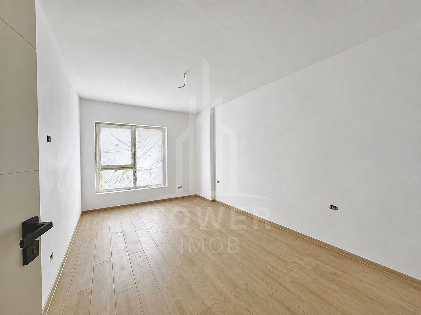 Apartament 2 camere- La cheie-Calea Surii Mici - Poză 5