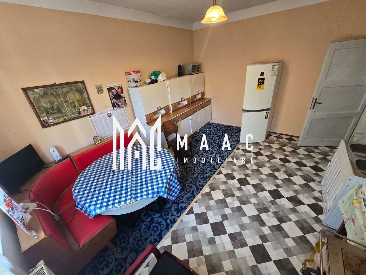 Casa 3 camere de inchiriat zona 3 Stejari - Poză 12