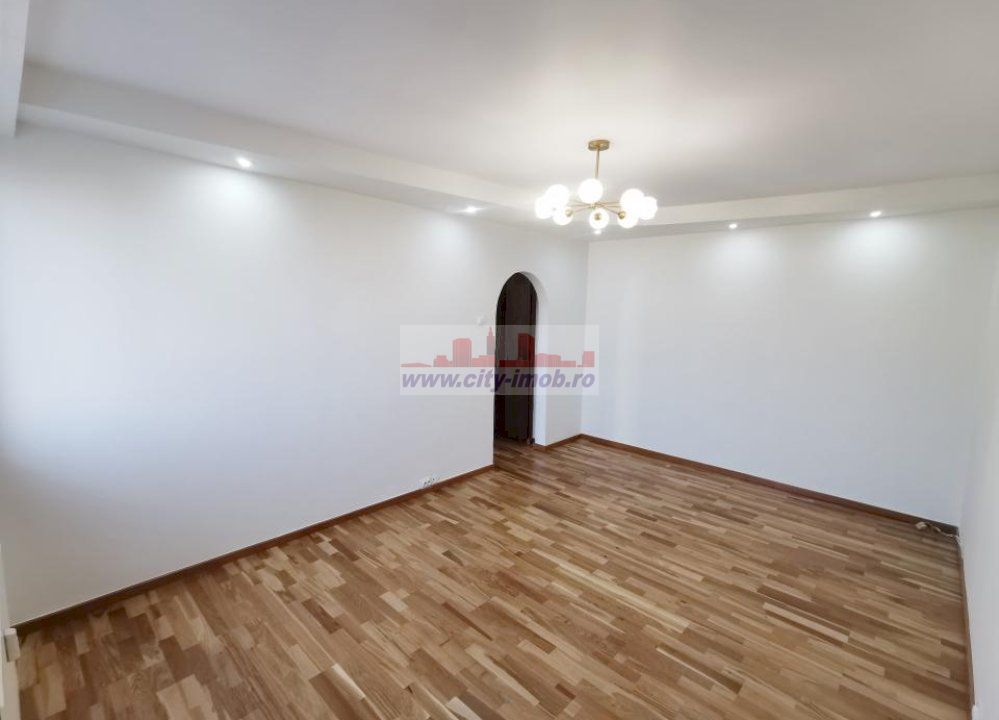 Vanzare Apartament 2 camere Mihalache, 115.000 euro,  Renovat Integral - Poză 4