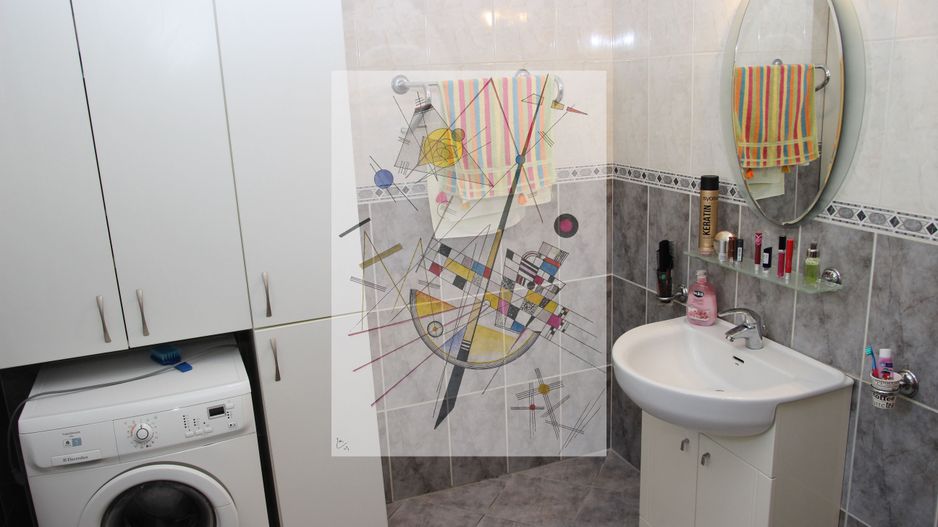 Casă / Vilă cu 3 camere de vânzare în zona Bartolomeu - Poză 98