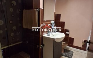 Apartament ULTRACENTRAL SALONTA, 3 camere, 74 mp, mobilat/utilat total - Poză 10
