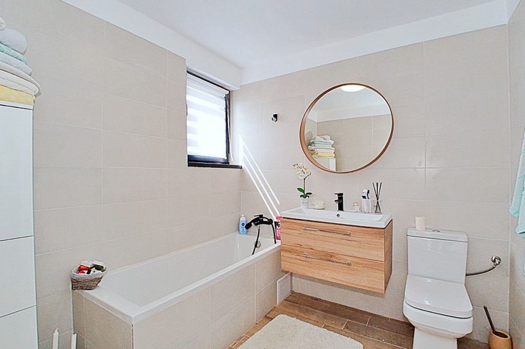 Vanzare vila de Lux, Stefanesti zona Lidl - Poză 13