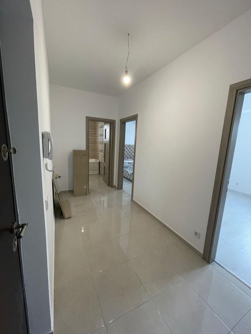 Apartamament 3 camere Grand Arena,centrala proprie/renovat - Poză 2