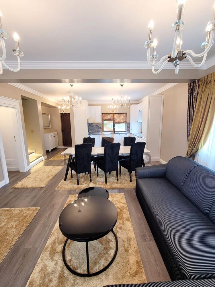 Casa de inchiriata cu Jacuzzi, zona Voronet - Poză 3