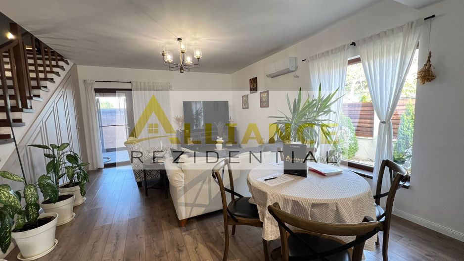 Duplex mobilat si utilat  - 4 camere - Strada asfaltata-800 M de STV - Poză 7