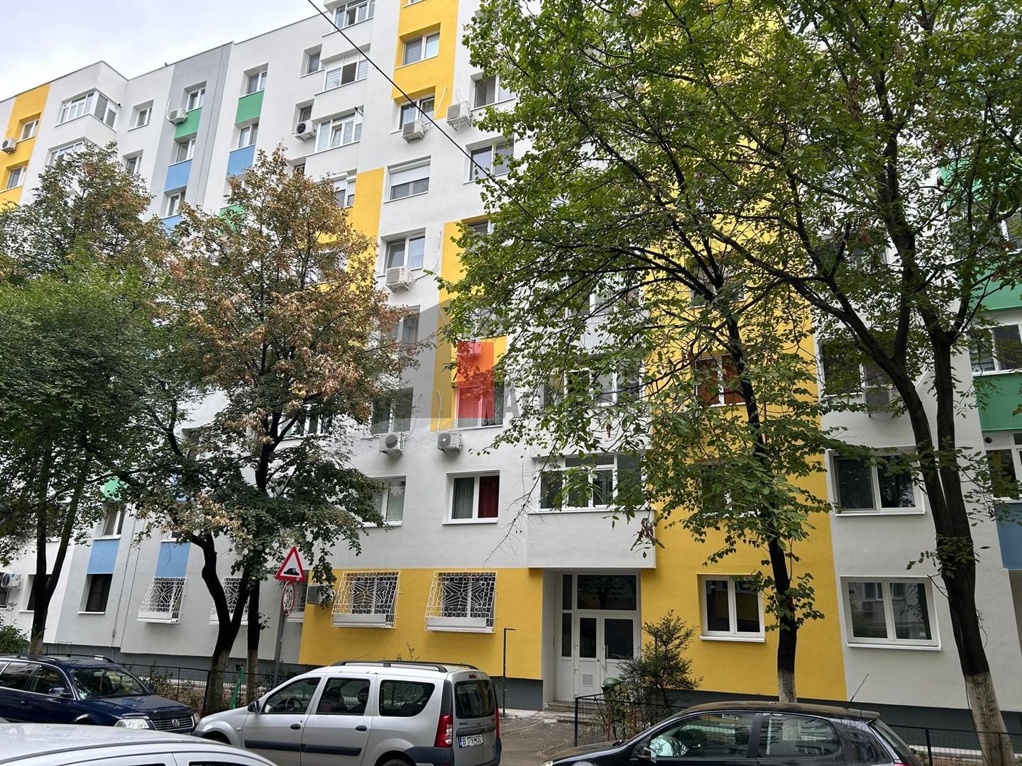 APARTAMENT 3  CAMERE - Poză 9