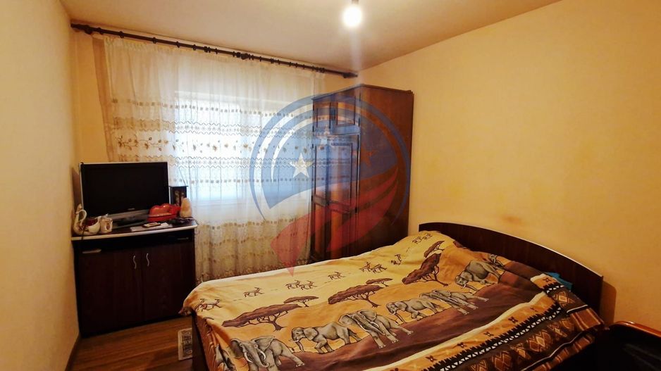 APARTAMENT 3 CAMERE FILIASI - Poză 4
