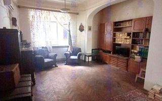 Armeneasca // Cladire cu regim mic // Camere inalte - Poză 1