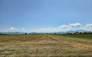 Teren intravilan de vânzare în Hărman, Brașov cu utilitati - Poză 7