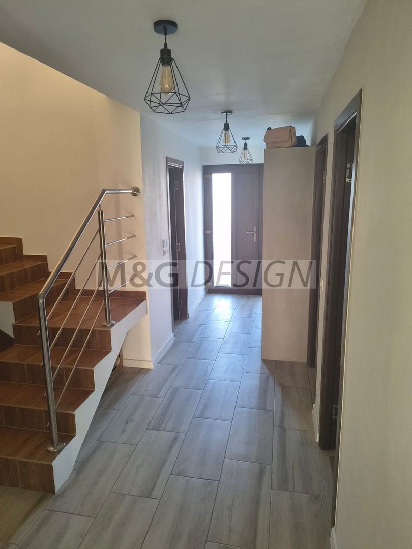 Duplex Mosnita Veche , 5 camere , 3 bai - Poză 2