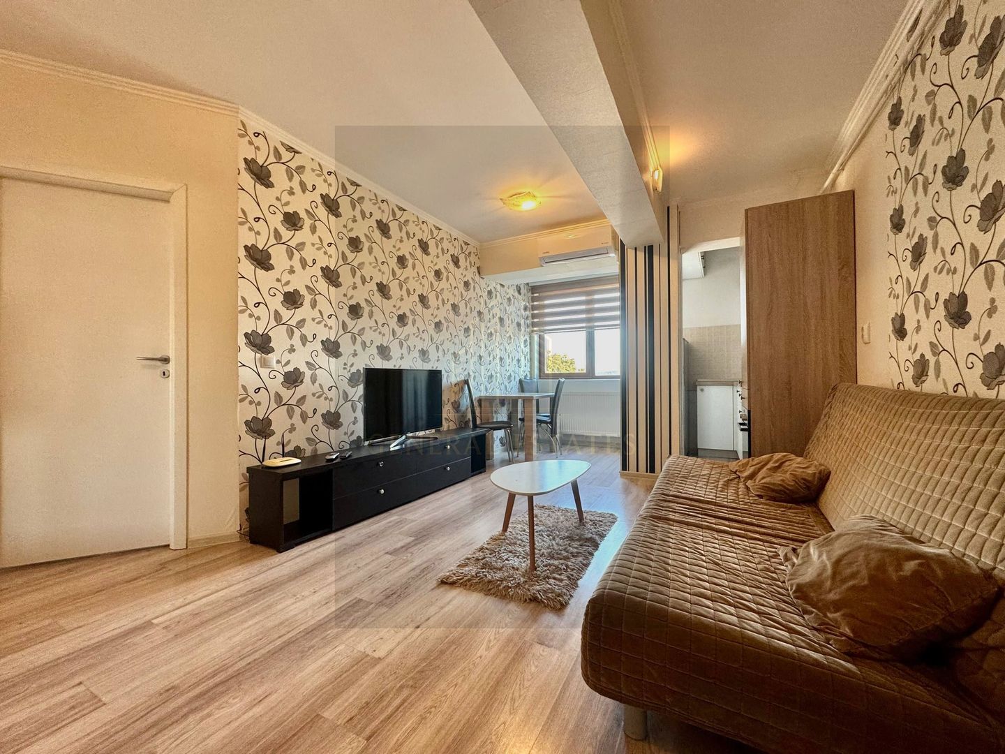 Vânzare apartament cu 2 camere - 47 m.p - Gata de intrare - Tătărași - Poză 4