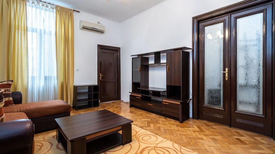 COMISION 0% - Apt.3 camere renovat,Bd. Lascar Catargiu, imobil fara risc seismic - Poză 1