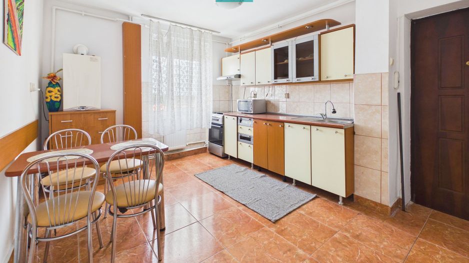 Apartament boem și spațios 90mp - Blv. Revoluției - Poză 13