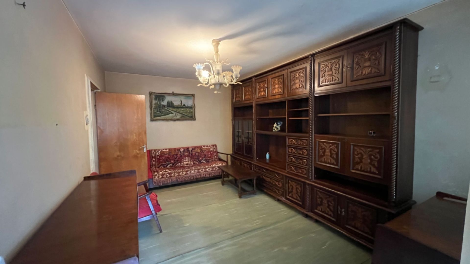 Apartament 3 camere in bloc reabilitat necesita renovare Gorjului Paci - Poză 2