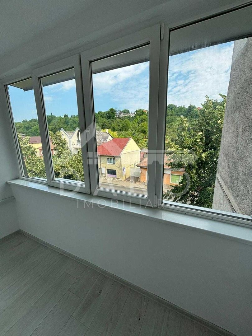 Apartament 2 camere complet renovat - Poză 8