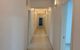 Spatii birouri de inchiriat renovate moderne L329 - Poză 21