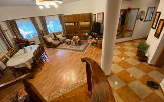 Casa cu 2 apartamente in zona Braytim - Poză 12