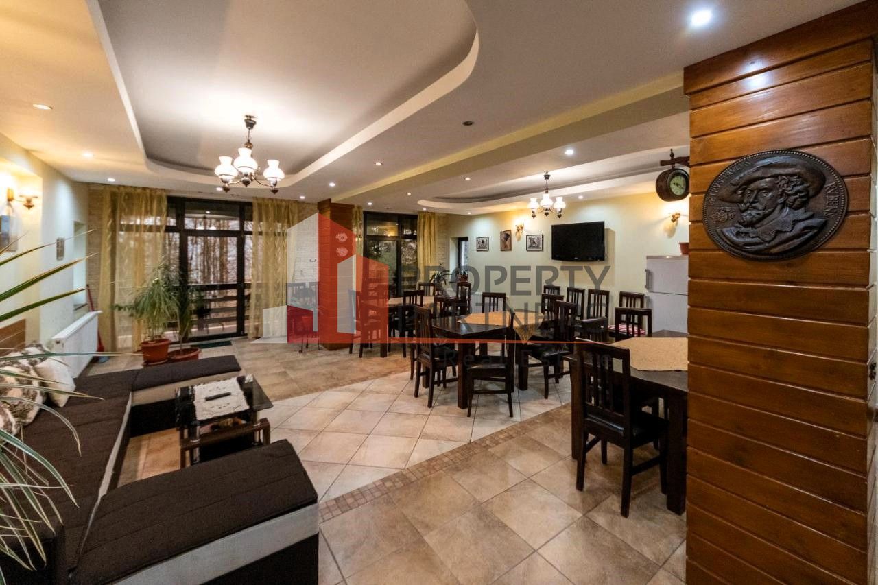 Pensiune Sinaia Langa Castelul Peles | Investitie sigura. - Poză 4