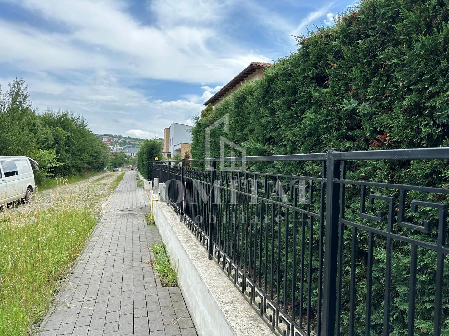 Teren intravilan 1000mp Borhanci - Poză 4