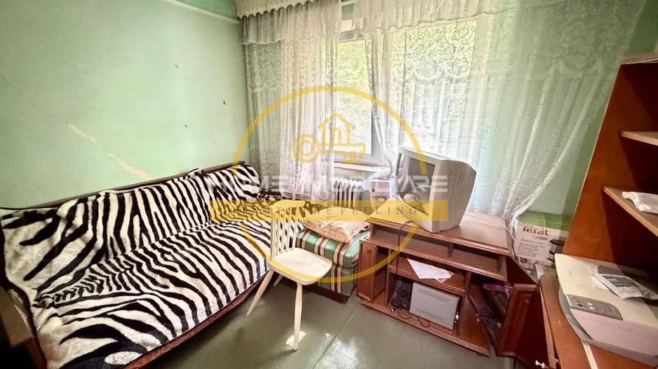 Apartament semidecomandat cu 2 camere, 42m pătrați ,65000 euro, Zimbru - Poză 2