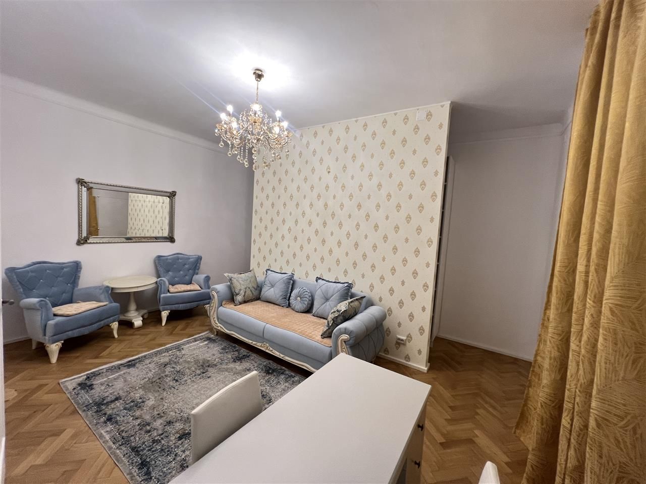 3 camere deosebit amenajat LUX  boxa curte acces auto - Poză 23