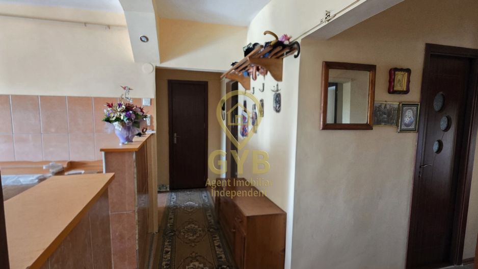 Apartament spatios cu 4 camere, 2 balcoane – Marghita, zona Penny - Poză 11