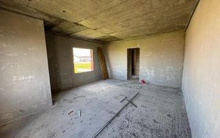Sacalaz, 1/2 Duplex pe Etaj, 4 Camere,2 Bai,Terasa Acoperita - Poză 9
