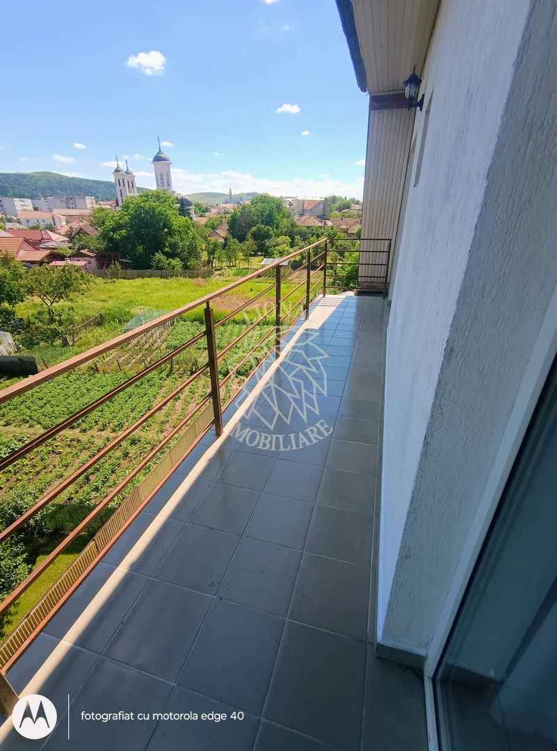 Apartament de vânzare 3 camere,2 balcoane, 50 mp Gherla, Cluj - Poză 11