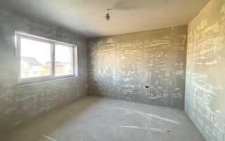 Oportunitate - Duplex cu 5 camere - Sacalaz - Poză 9