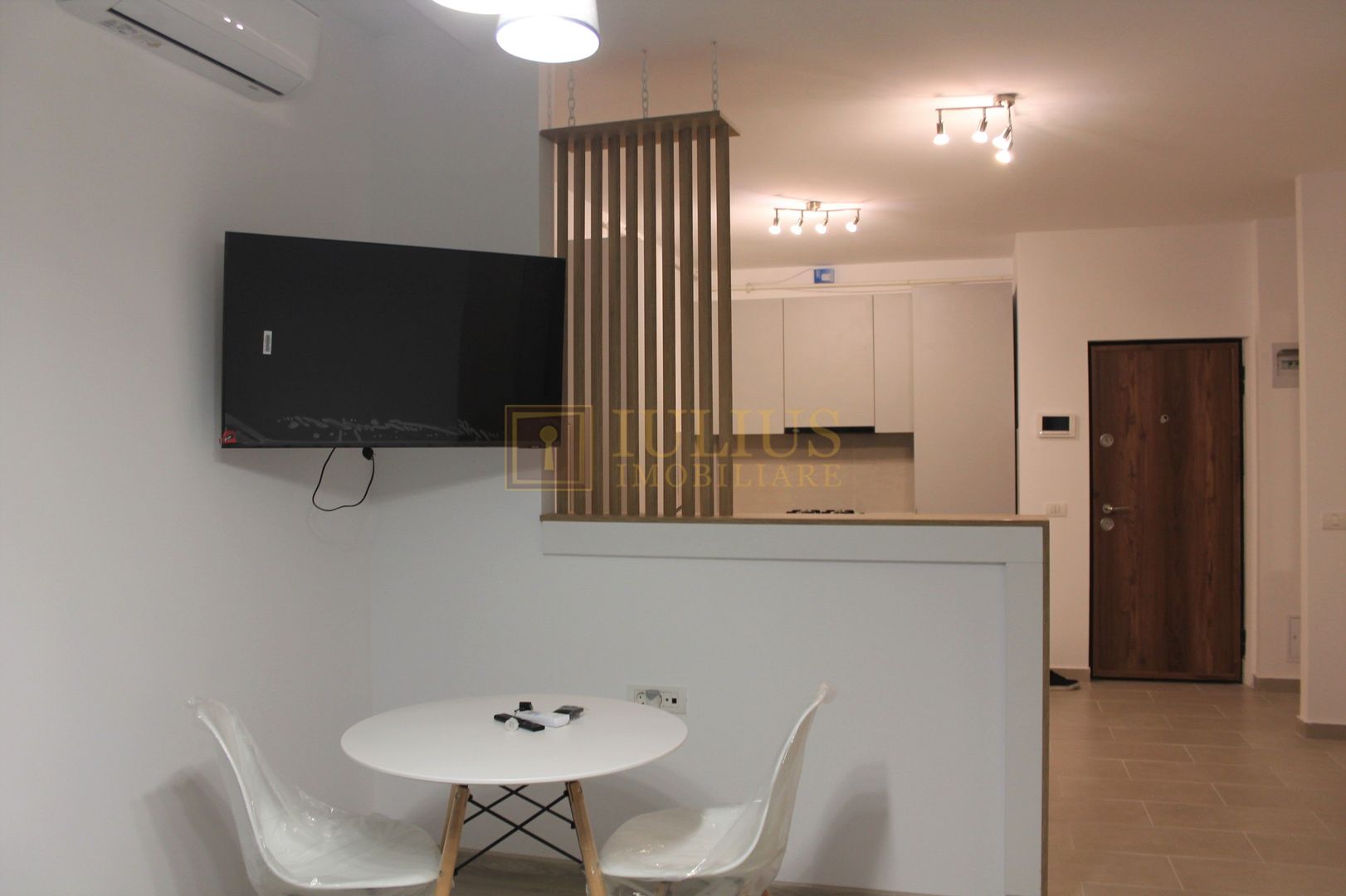 Apartament modern, doua camere cu loc de parcare privat si acoperit - Braytim - Poză 3