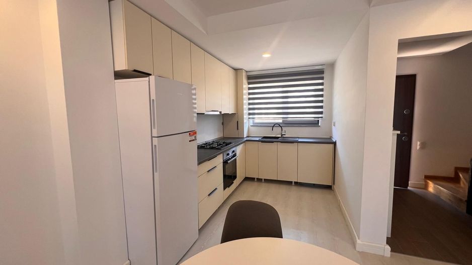 Vila 3 camere Cosmopolis - Poză 3