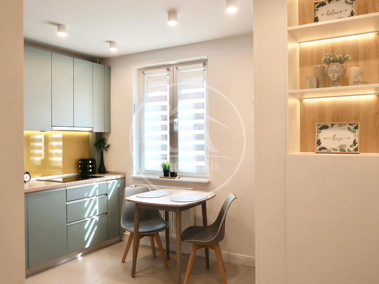 Apartament de vanzare  cu 3 camere Lux in zona Rogerius, Oradea. - Poză 12