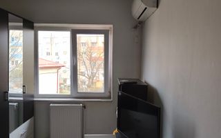 Mic la întreținere, bun la randament: apartament în Orșova - Poză 31