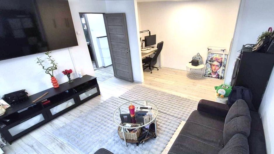 🏡 Închiriez Apartament cu 2 camere, Dristor - Mall Vitan, etaj 3 - Poză 1