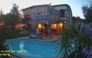 Vila cu piscina British School