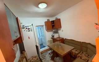 AP. 2 CAMERE- CENTRALA, PARCARE, BUCATARIE INCHISA, MOBILAT, COMIS 0% - Poză 4