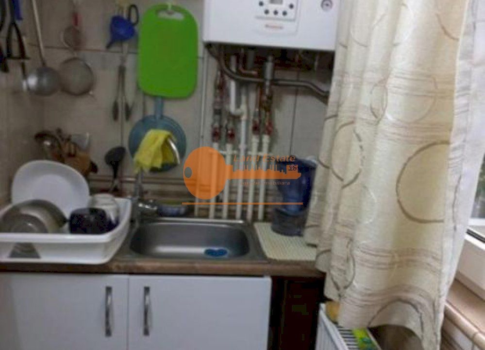 Vanzare 2 camere Oltenitei ( Centrala Termica, an 1981 ) - Poză 8