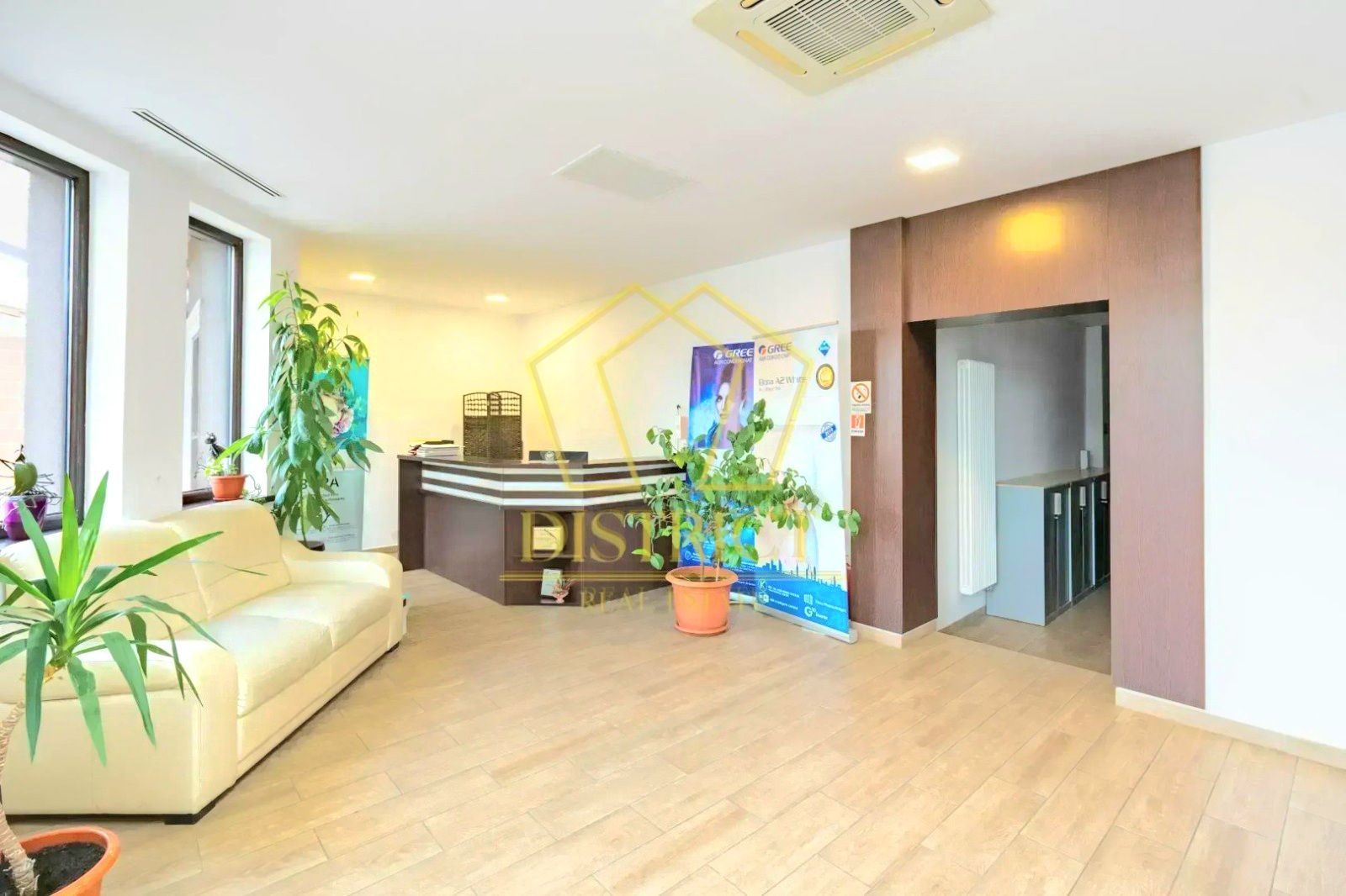 Cladire Birouri, Clinica, Comercial sau alte domenii de activitate I Mehala - Poză 6