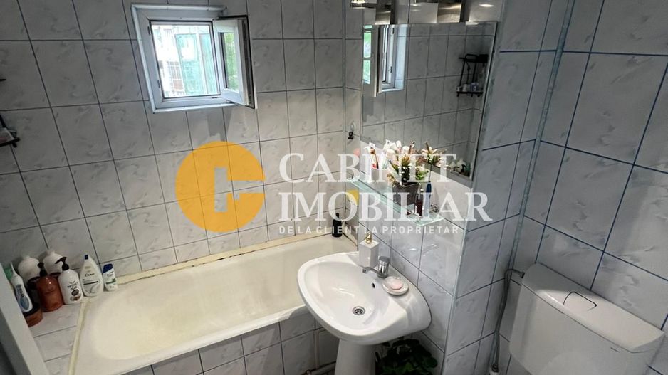 Apartament 3 Camere - SEMICENTRAL - Poză 4