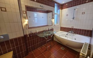 Vila Luxury în Dumbrăvița – Exclusivitate lângă pădure 980E/mp - Poză 17