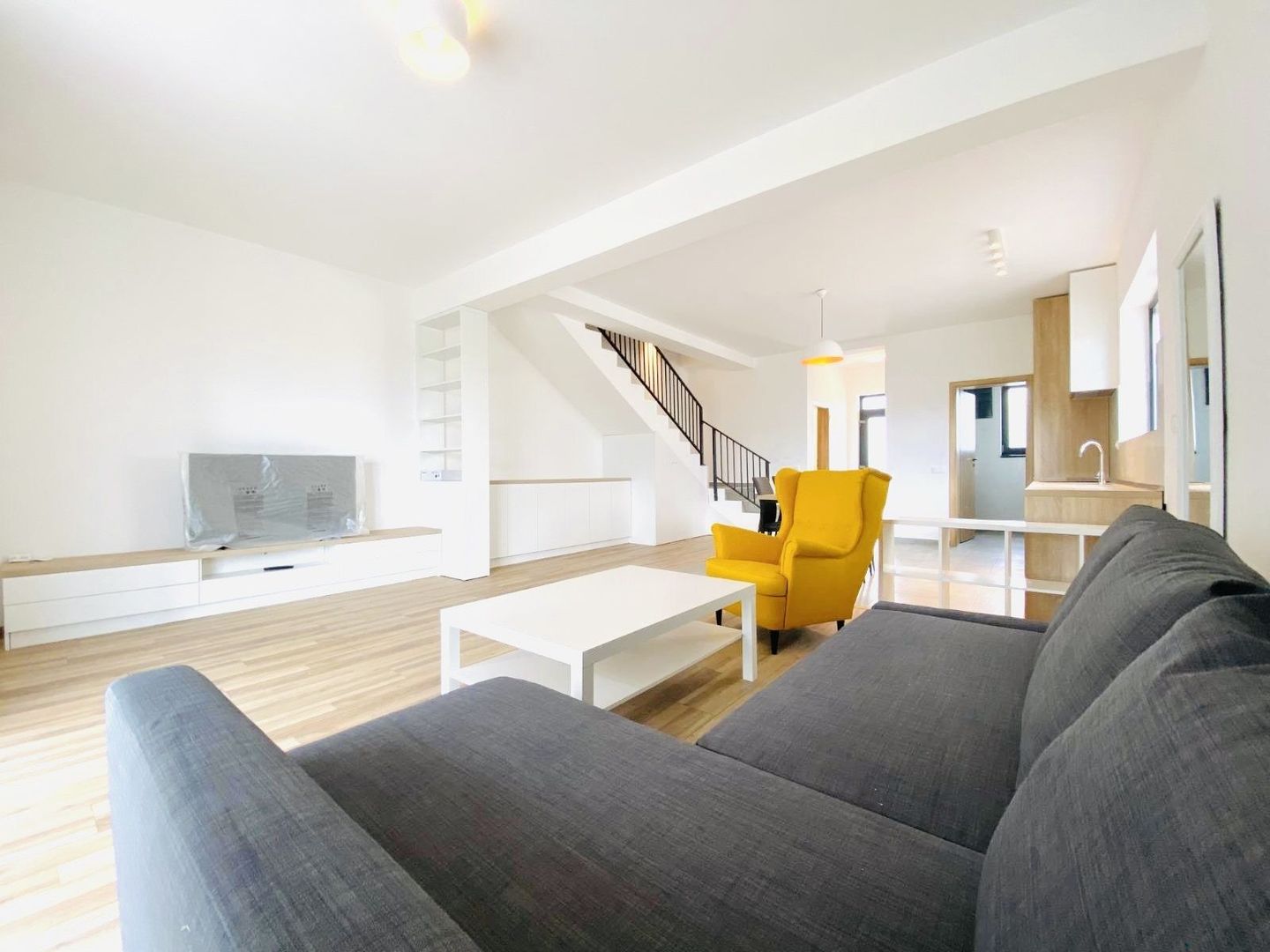 🏡 Casă tip duplex de închiriat | DUMBRAVITA | Confort și Relaxare | - Poză 2