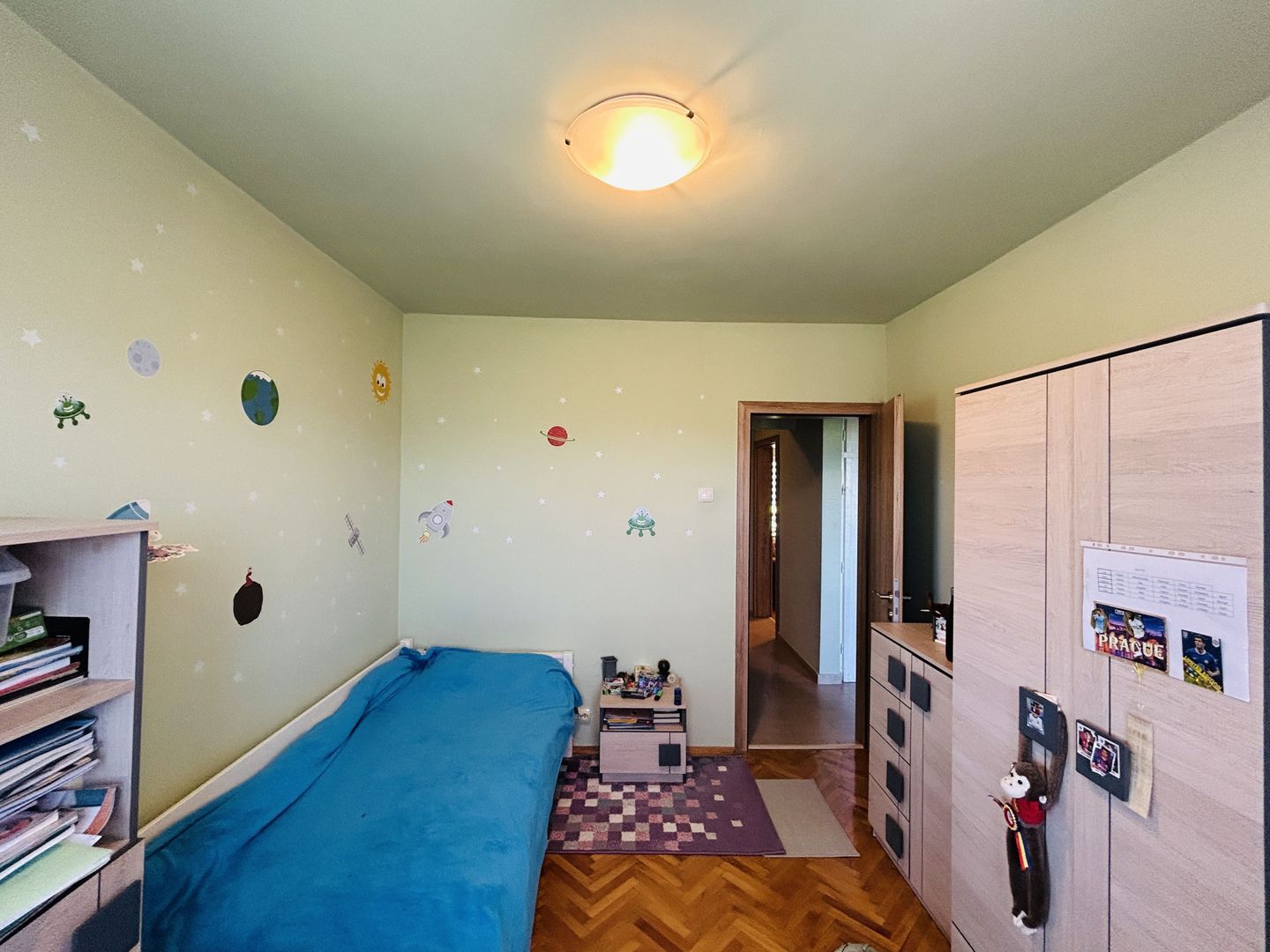 Apartament decomandat, cu 3 camere, 2 bai, 2 balcoane - Zona Strand - Poză 12