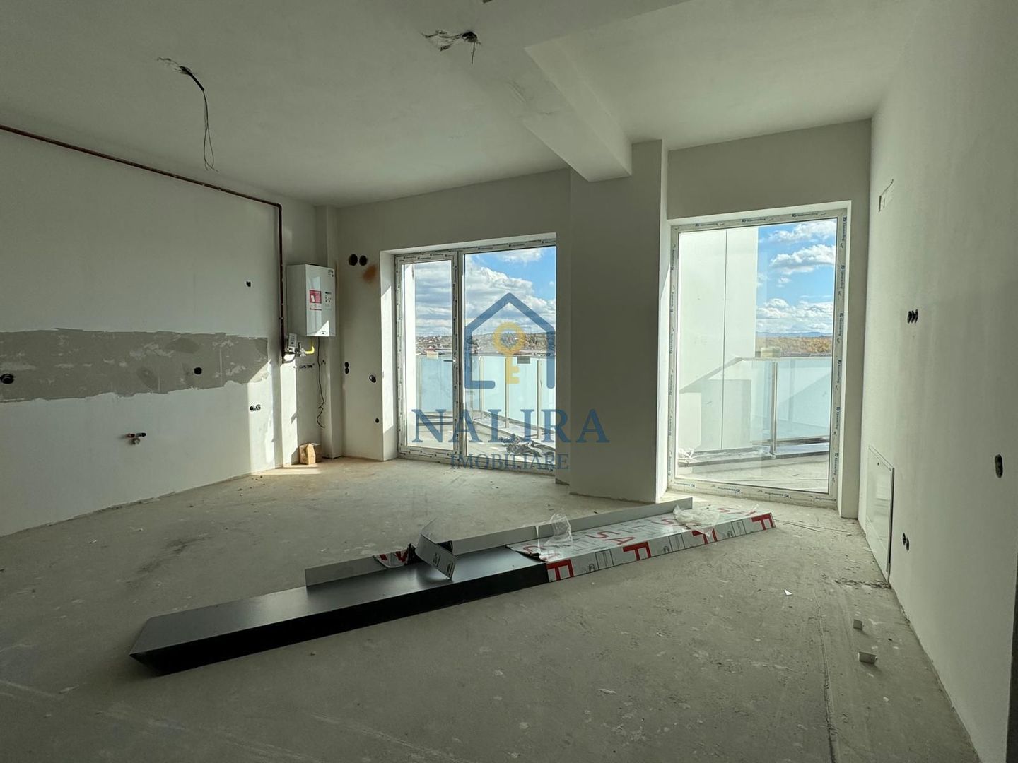 Vanzare apartament 3 camere - bloc nou Vasile Alecsandri - Poză 3