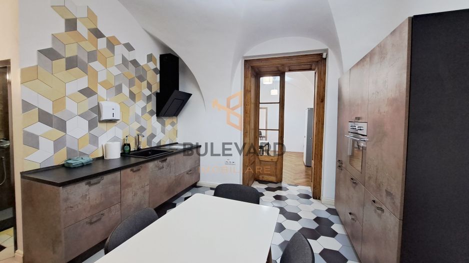 Spatiu de birou ultracentral, 107 mp utili - Poză 8