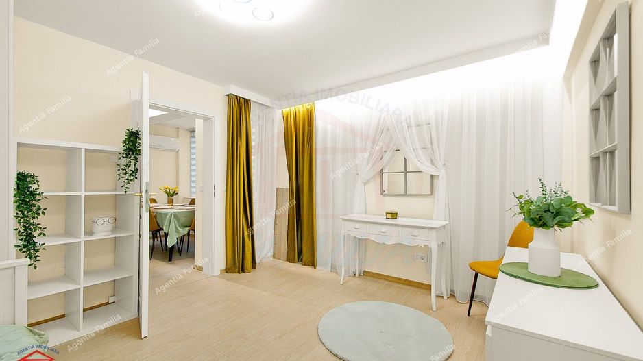 Inchiriere apartament 3 camere decomandat zona centrala - Poză 5