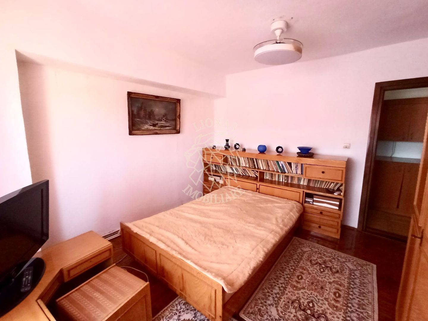 Apartament decomandat 3 camere 72 mp+spatiu depozitare 30 mp-Central - Poză 3