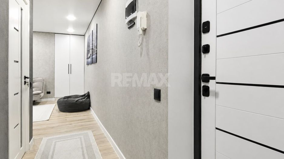 Exclusiv! 2 camere, Râșcani, Kiev 8/2 – etajul 2/5, reparație capitală nouă - Poză 11